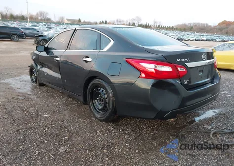 2017 Nissan Altima 2.5 S z USA, uszkodzony, nr VIN 1N4AL3AP2HN366622